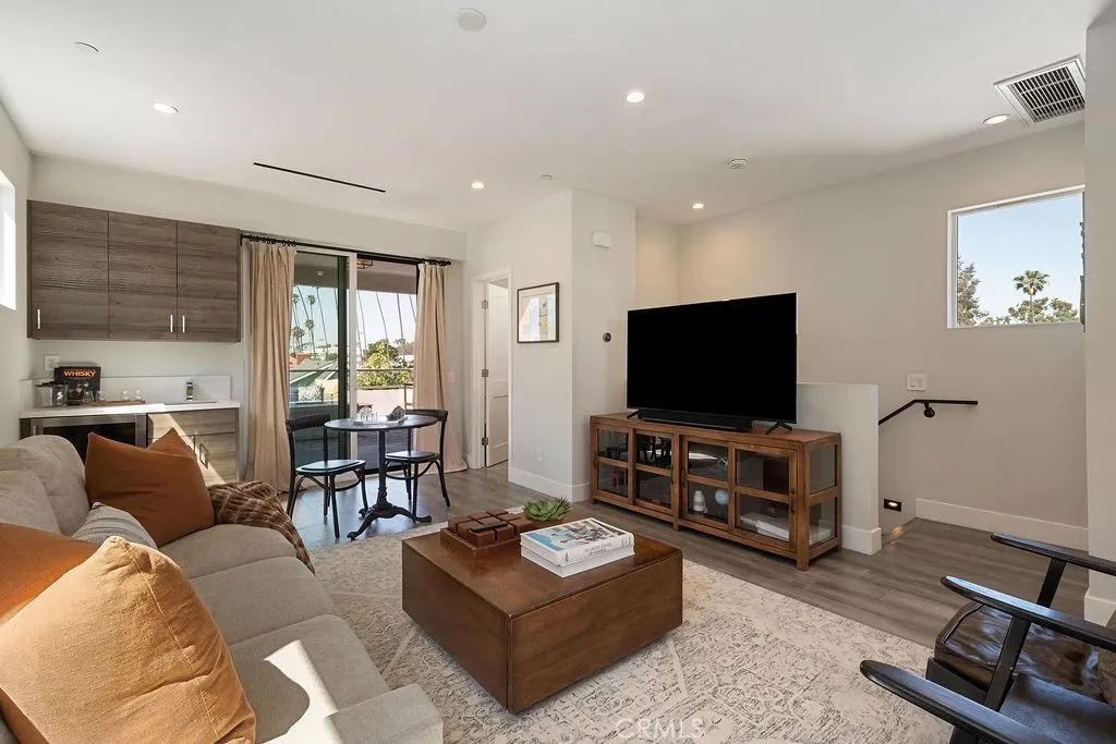 Additional image 23 of 624 14th Street, Huntington Beach, CA 92648