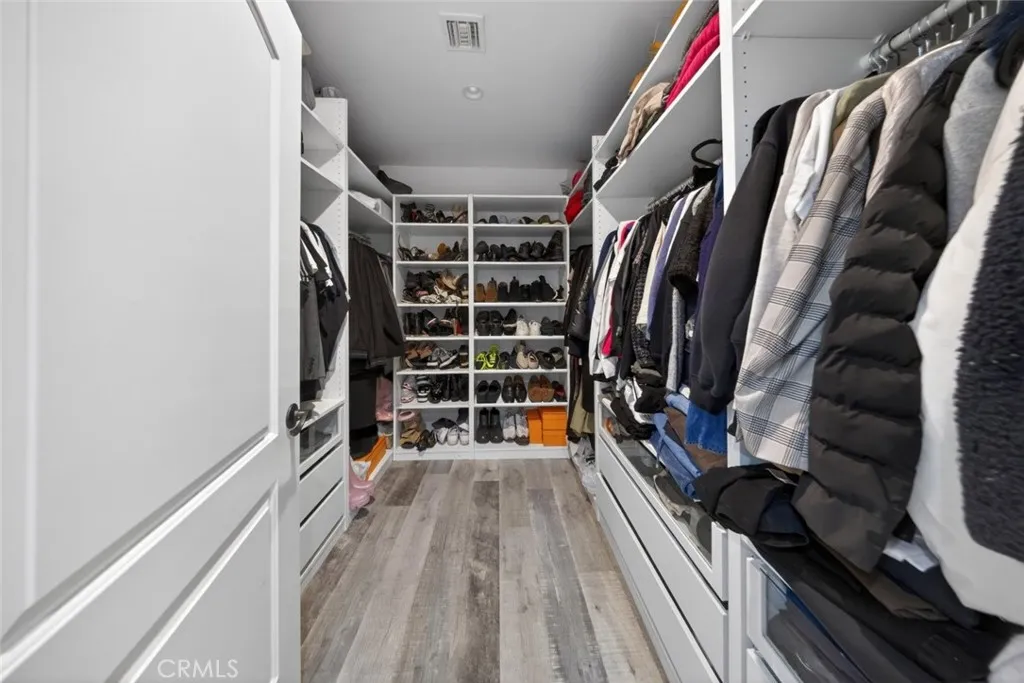 Additional image 106 of 7108 Colbath Ave, Van Nuys, CA 91405