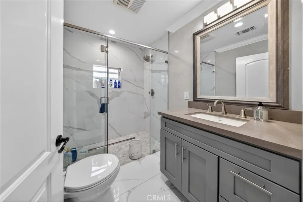 Additional image 41 of 7108 Colbath Ave, Van Nuys, CA 91405