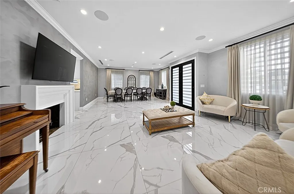 Additional image 91 of 7108 Colbath Ave, Van Nuys, CA 91405