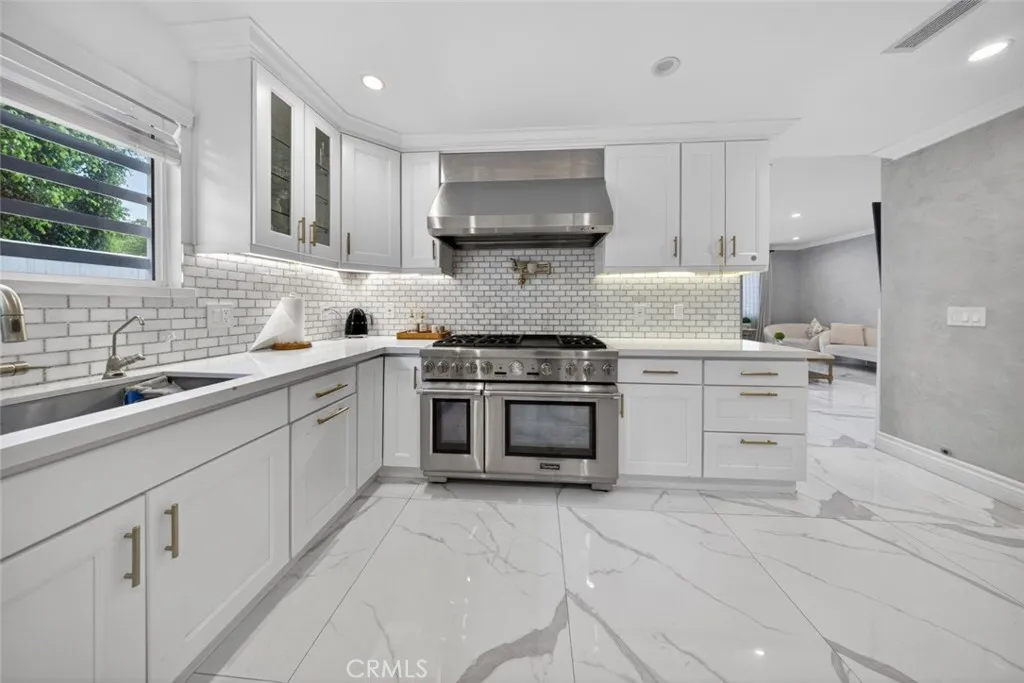 Additional image 26 of 7108 Colbath Ave, Van Nuys, CA 91405