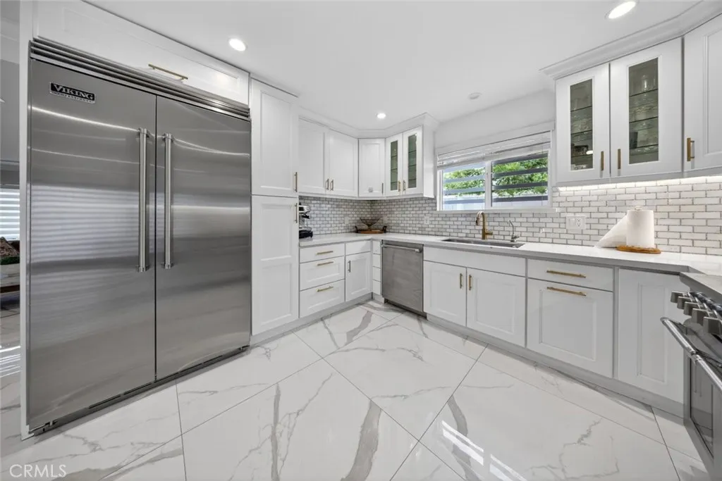 Additional image 94 of 7108 Colbath Ave, Van Nuys, CA 91405