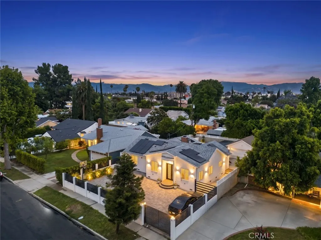 Additional image 132 of 7108 Colbath Ave, Van Nuys, CA 91405