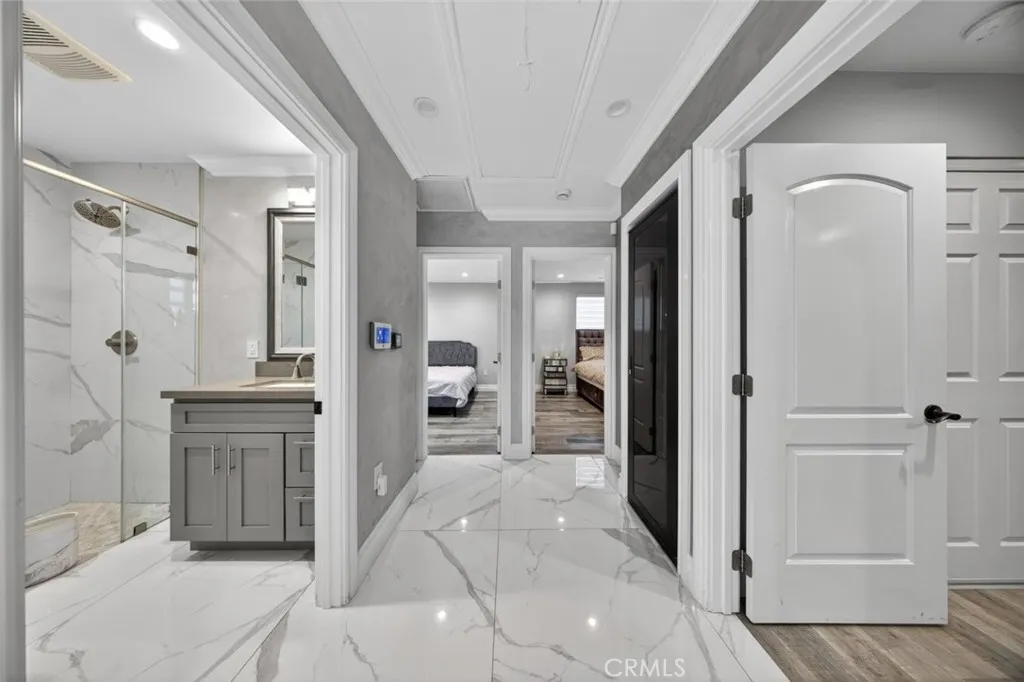 Additional image 111 of 7108 Colbath Ave, Van Nuys, CA 91405