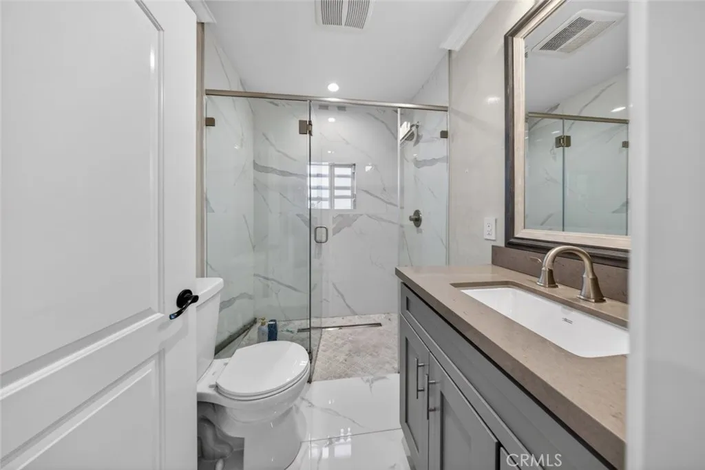 Additional image 113 of 7108 Colbath Ave, Van Nuys, CA 91405