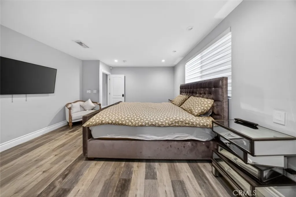 Additional image 32 of 7108 Colbath Ave, Van Nuys, CA 91405