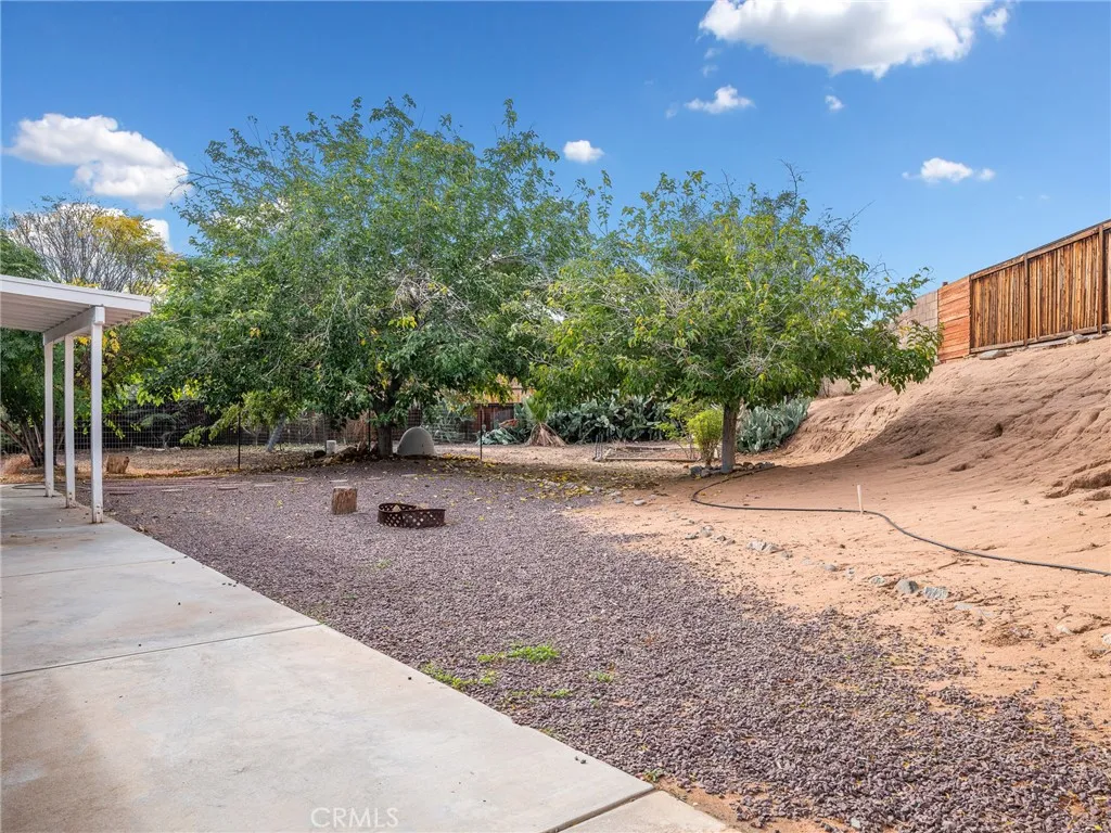 Additional image 64 of 16409 Pauhaska Court, Apple Valley, CA 92307