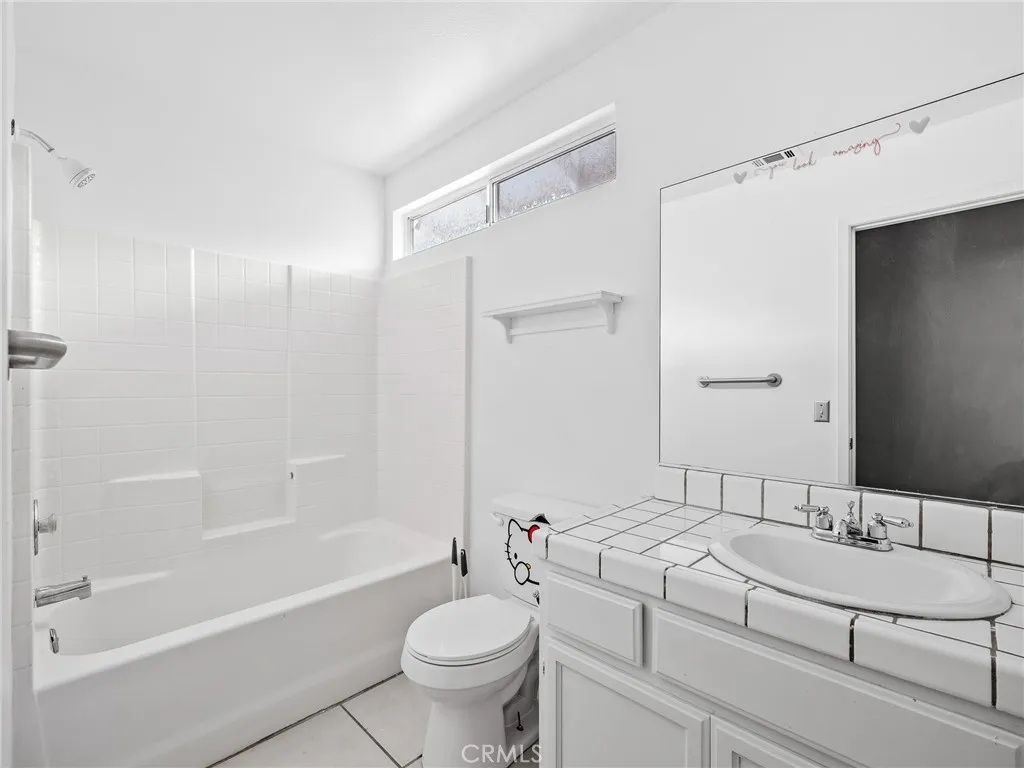 Additional image 17 of 16409 Pauhaska Court, Apple Valley, CA 92307