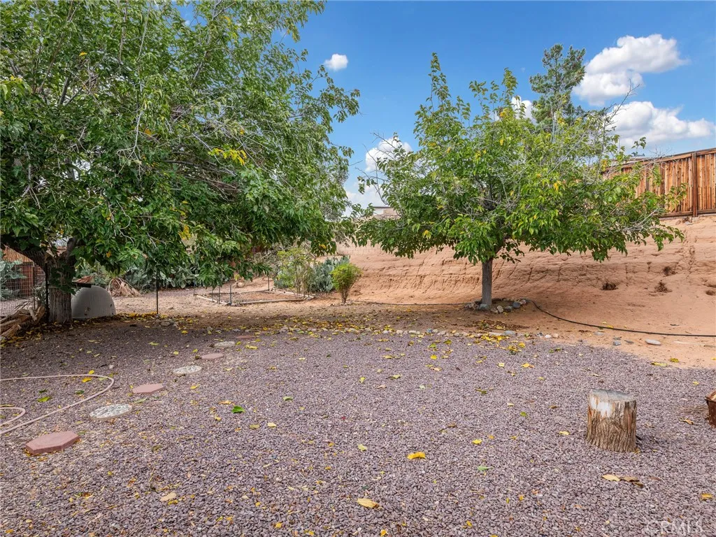 Additional image 27 of 16409 Pauhaska Court, Apple Valley, CA 92307