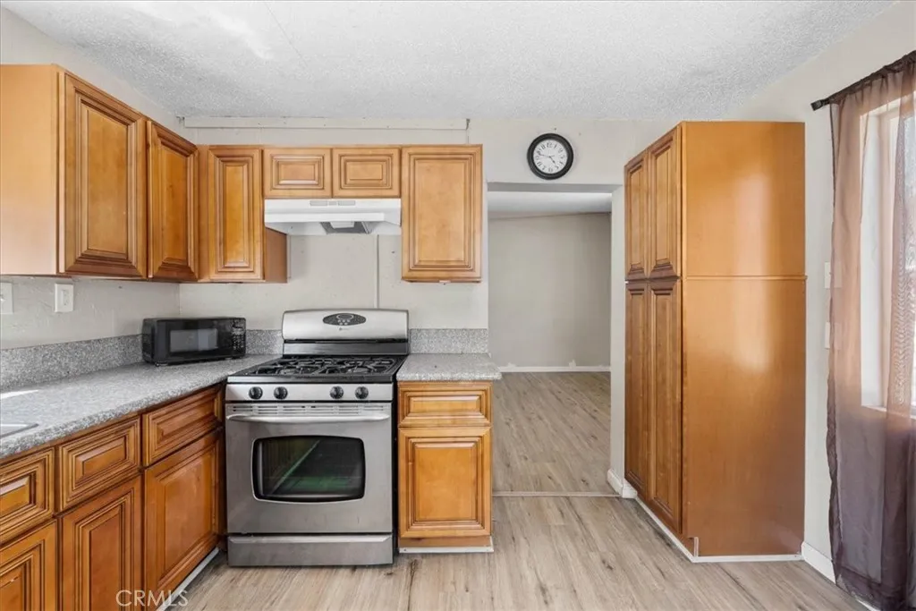 Additional image 7 of 893 E 5th St, Beaumont, CA 92223