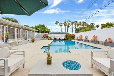 17041 Labrador Street, Northridge, CA MLS: SR25099429