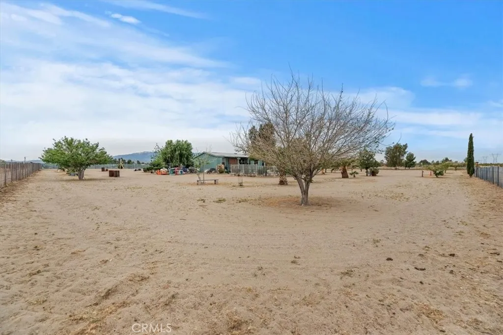 Additional image 32 of 4769 Victor St, Phelan, CA 92371