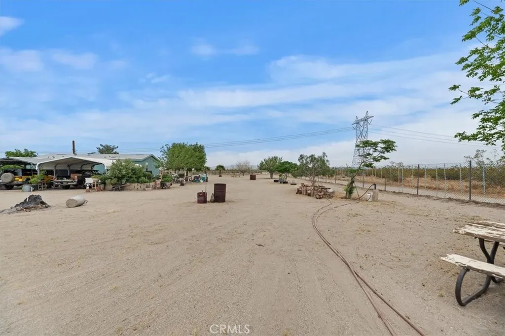 Additional image 94 of 4769 Victor St, Phelan, CA 92371