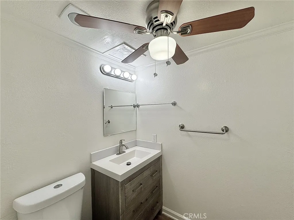 Additional image 14 of 2910 S Greenville St Unit H, Santa Ana, CA 92704