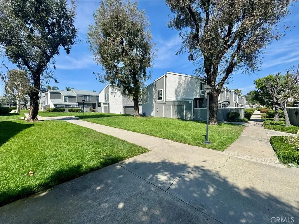 Additional image 52 of 2910 S Greenville St Unit H, Santa Ana, CA 92704