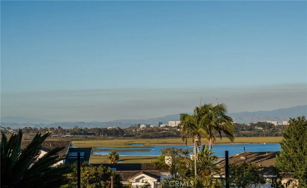 2118 Leeward Ln, Newport Beach, CA 92660