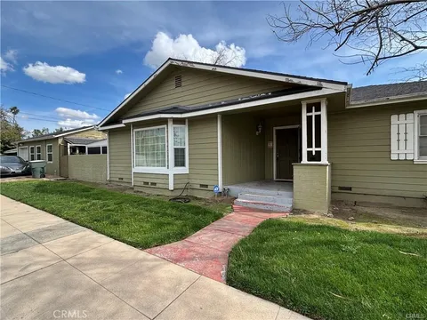 3297 N pershing Avenue Unit 2, San Bernardino, CA MLS: CV25098773