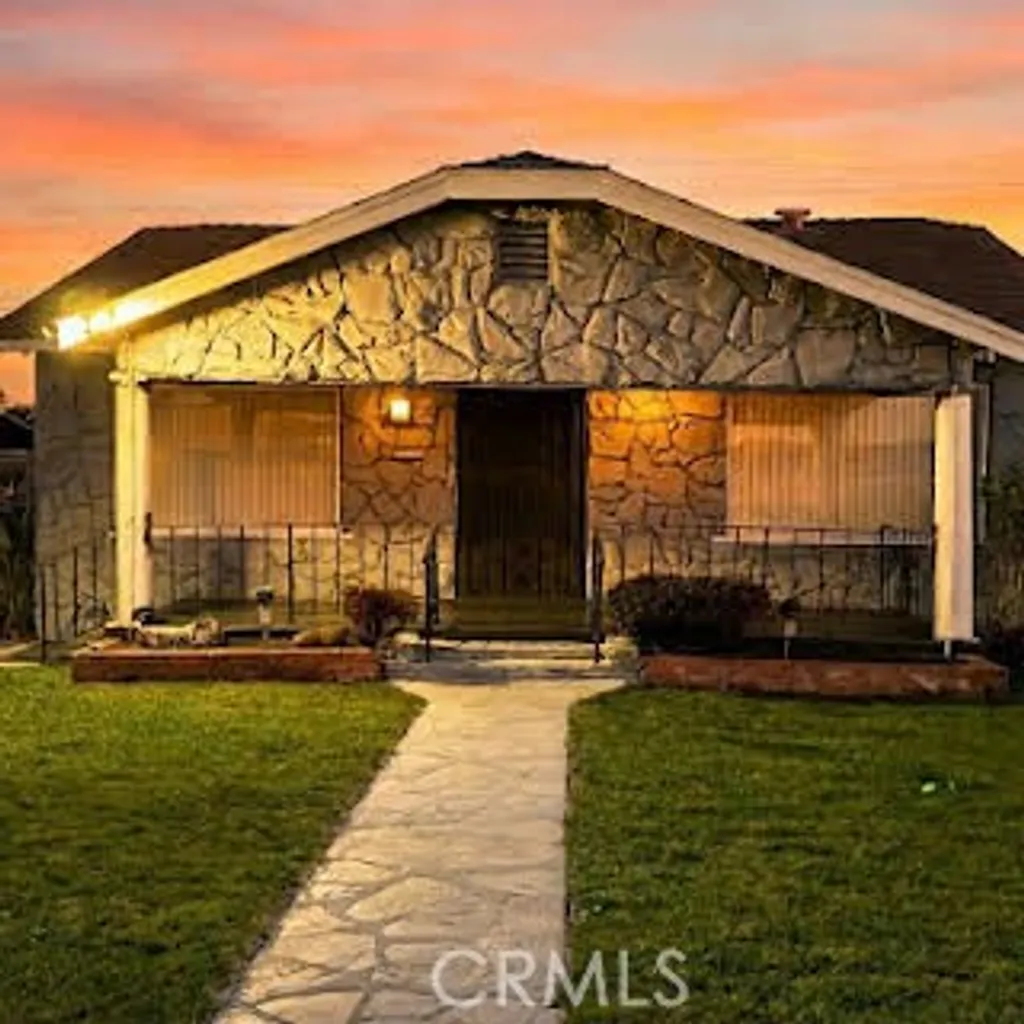 Property image for 1706 W 65th Place, Los Angeles, CA 90047