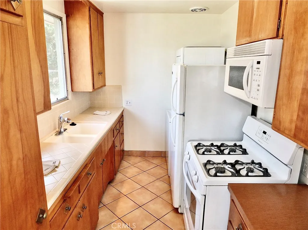 Additional image 18 of 1250 E East 3rd Street Unit 7, Long Beach, CA 90802