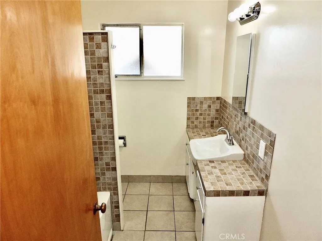 Additional image 61 of 1250 E East 3rd Street Unit 7, Long Beach, CA 90802