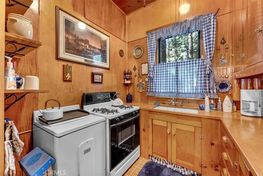 Additional image 31 of 18129 Elm Way, Mill Creek, CA 96061