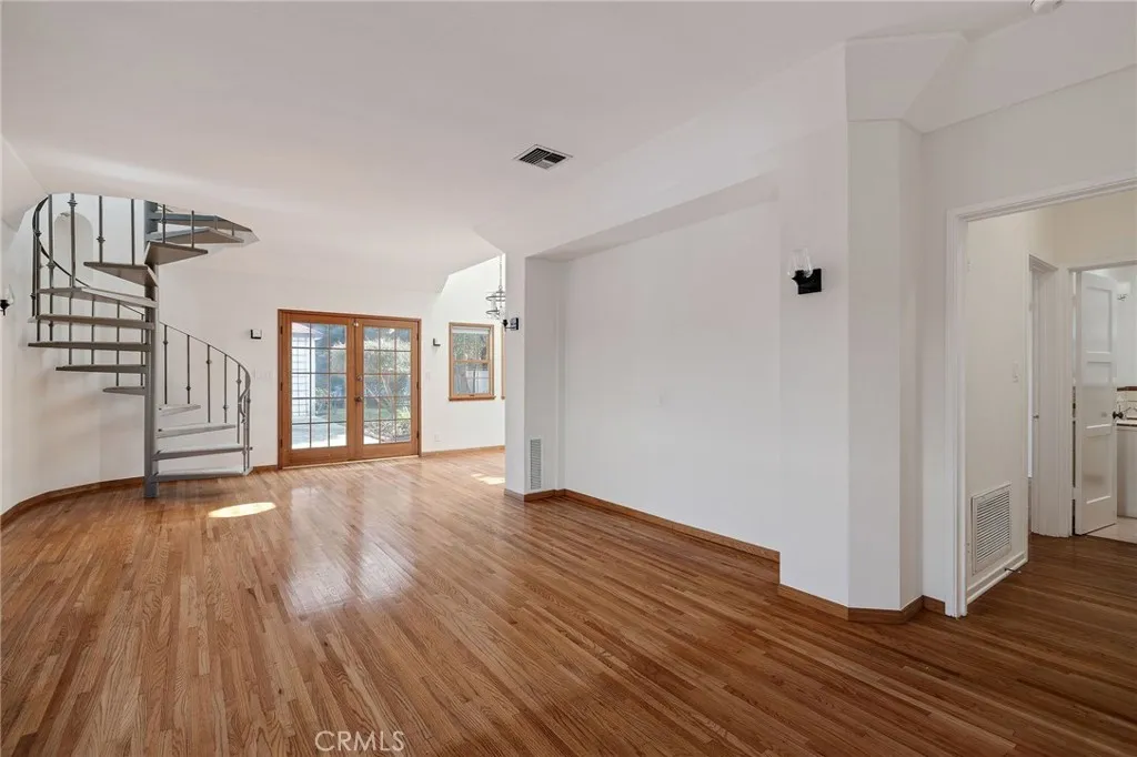 Additional image 32 of 704 Elvira Avenue, Redondo Beach, CA 90277