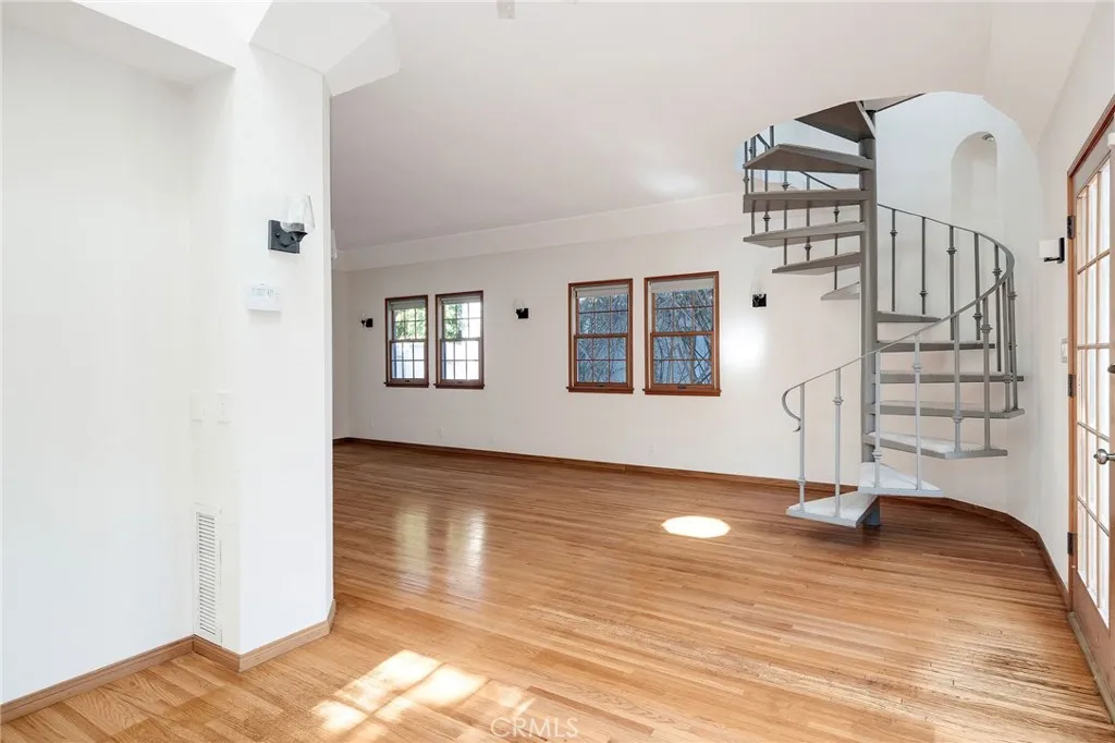 Additional image 36 of 704 Elvira Avenue, Redondo Beach, CA 90277