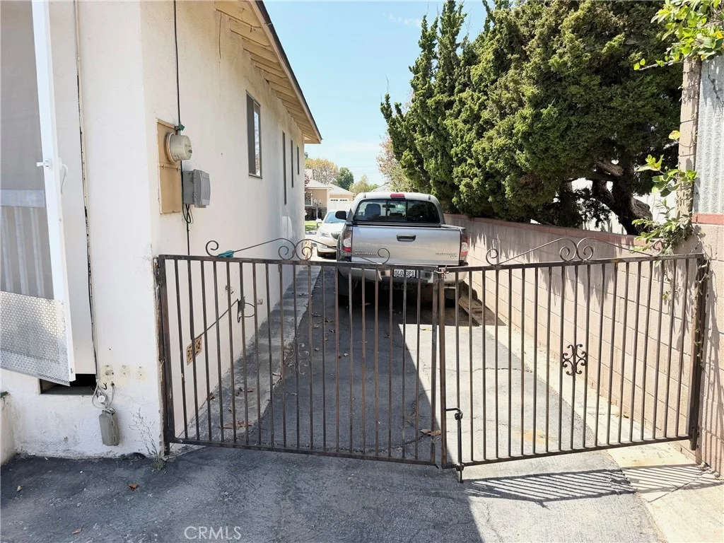 10166 Pounds Ave., Whittier, CA 90603