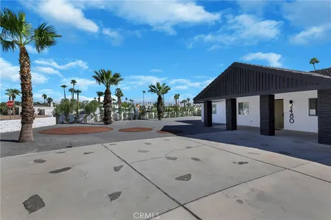 2480 N Aurora Drive, Palm Springs, CA MLS: IG25096049