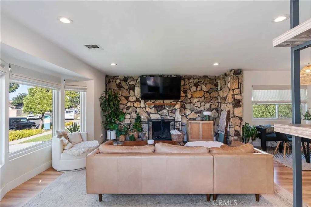 Additional image 6 of 5824 Compass Drive, Los Angeles, CA 90045