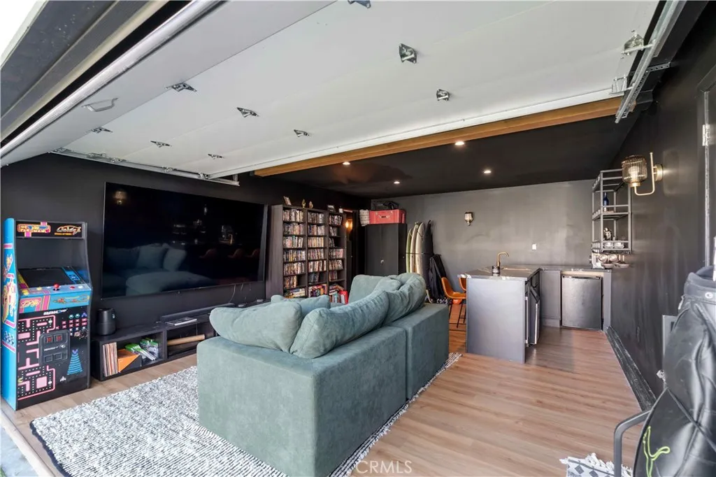 Additional image 44 of 5824 Compass Drive, Los Angeles, CA 90045