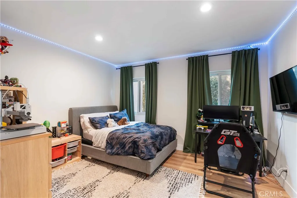 Additional image 42 of 5824 Compass Drive, Los Angeles, CA 90045