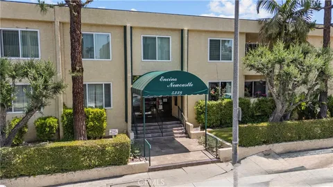 5328 Newcastle Avenue Unit 58, Encino, CA MLS: SR25099873