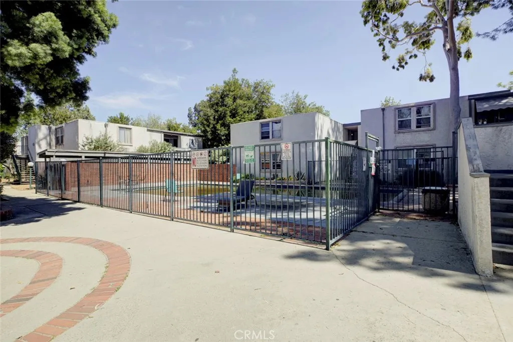 Additional image 8 of 18620 Hatteras St Unit 266, Tarzana, CA 91356