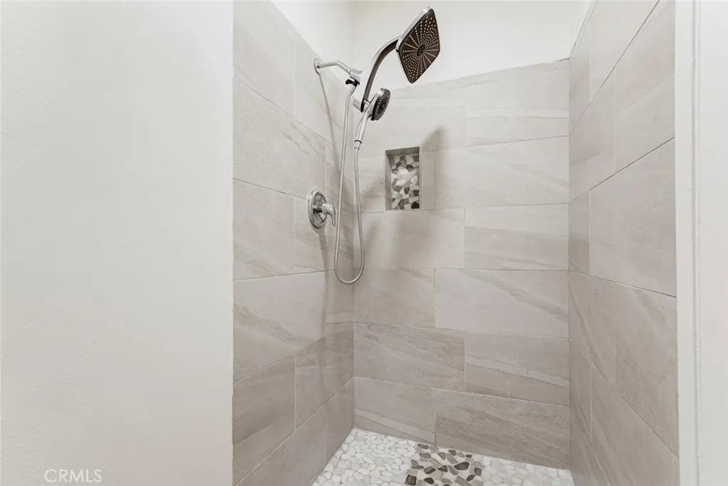 Additional image 57 of 18620 Hatteras St Unit 266, Tarzana, CA 91356