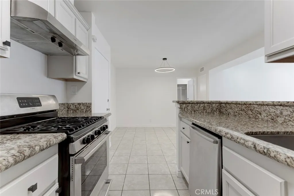 Additional image 13 of 18620 Hatteras St Unit 266, Tarzana, CA 91356