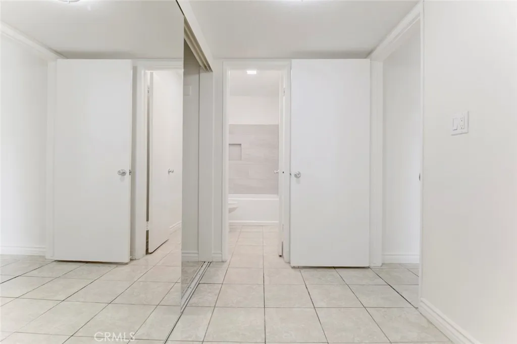 Additional image 62 of 18620 Hatteras St Unit 266, Tarzana, CA 91356