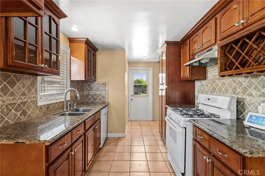 Additional image 13 of 2510 E James Ave, West Covina, CA 91791