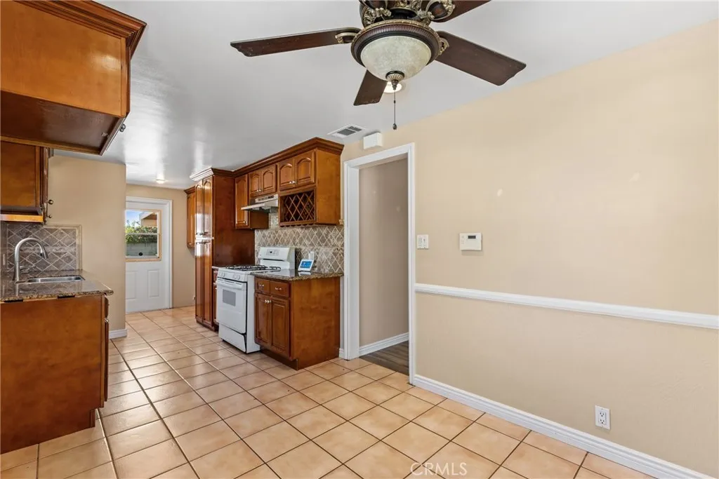 Additional image 11 of 2510 E James Ave, West Covina, CA 91791