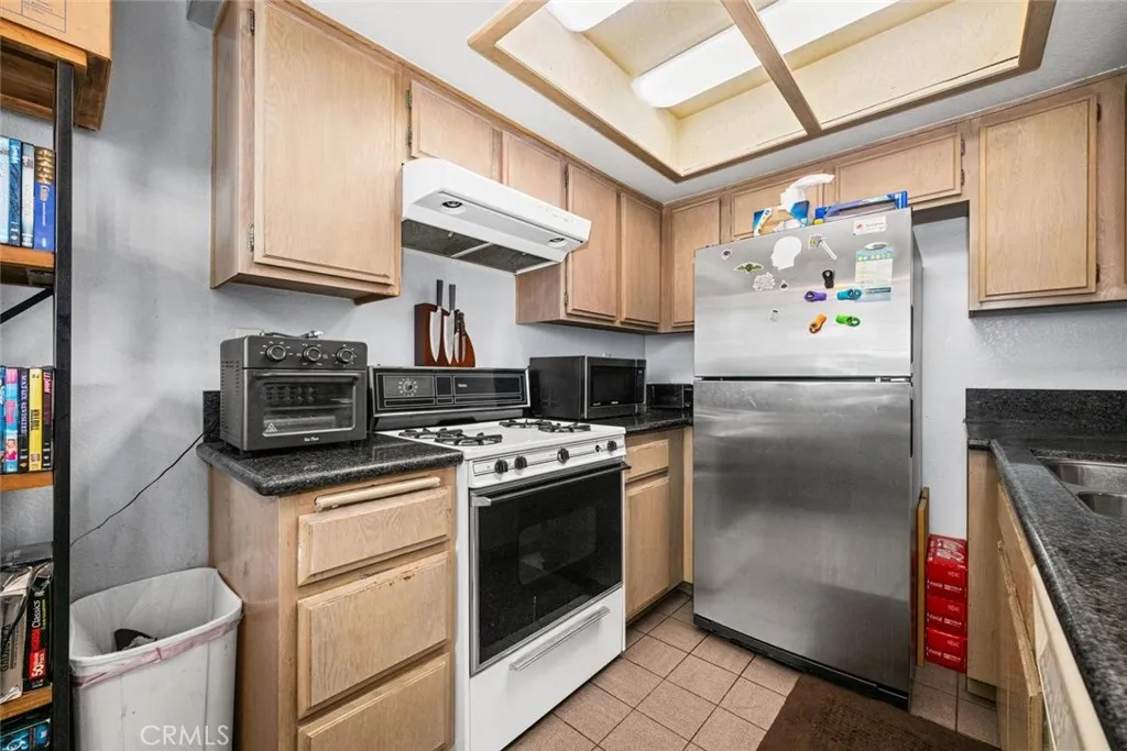 Additional image 9 of 1030 Loma Avenue Unit 107, Long Beach, CA 90804