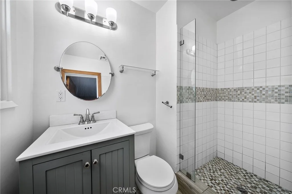 14373 Berg St, Sylmar, CA 91342