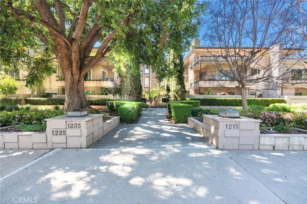 Additional image 3 of 1235 S Orange Grove Boulevard Unit 1, Pasadena, CA 91105