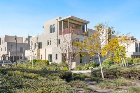 136 Cadence, Irvine, CA 92618 - MLS#: OC25040369
