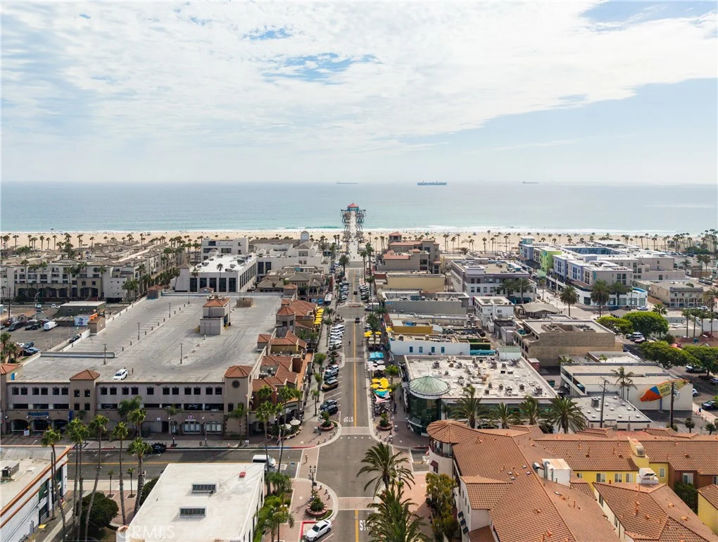 320 2nd Street, Huntington Beach, CA 92648