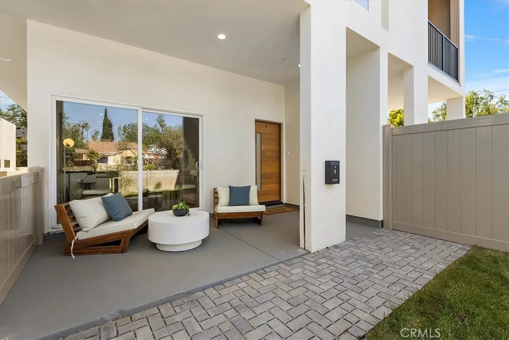 Additional image 6 of 642 E Fairview Boulevard Unit A, Inglewood, CA 90302