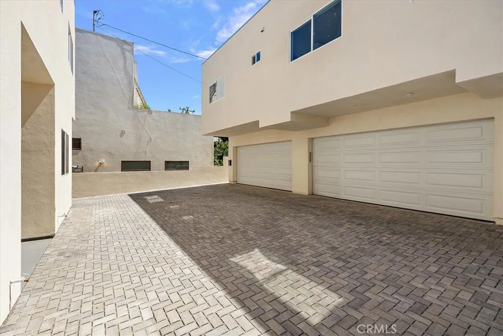 Additional image 41 of 642 E Fairview Boulevard Unit A, Inglewood, CA 90302