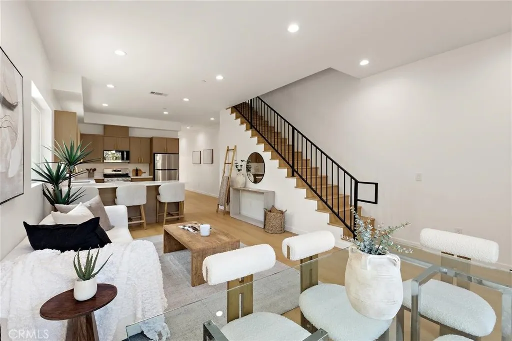 Additional image 58 of 642 E Fairview Boulevard Unit A, Inglewood, CA 90302