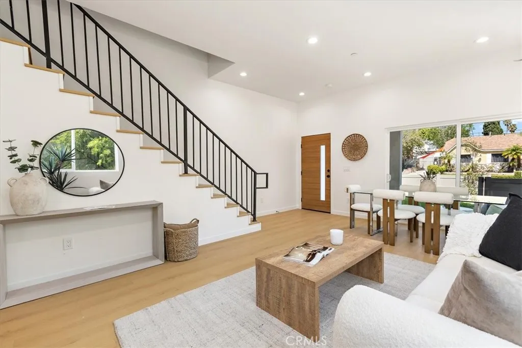 Additional image 61 of 642 E Fairview Boulevard Unit A, Inglewood, CA 90302