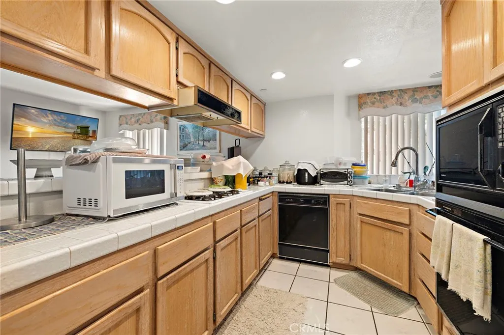 Additional image 41 of 8125 Surfline Dr Unit A, Huntington Beach, CA 92646