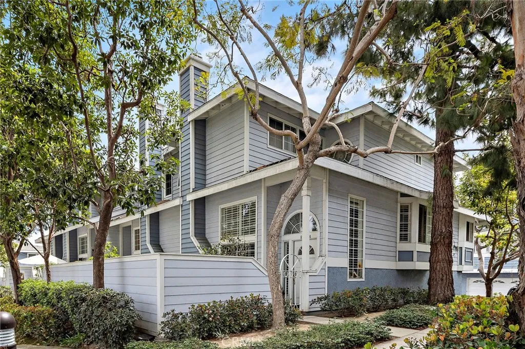 Additional image 2 of 8125 Surfline Dr Unit A, Huntington Beach, CA 92646